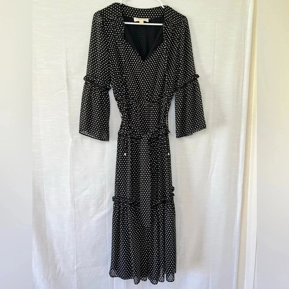 MICHAEL KORS Tiered Polka Dot Chiffon MIDI Dress Black - Picture 3 of 9